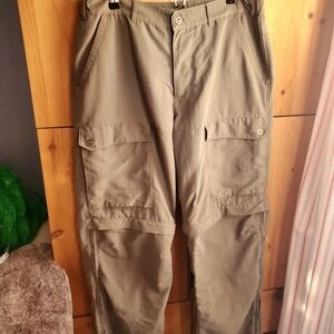 MEC Men's Army Green Convertible Hiking Pants Size W36 L32